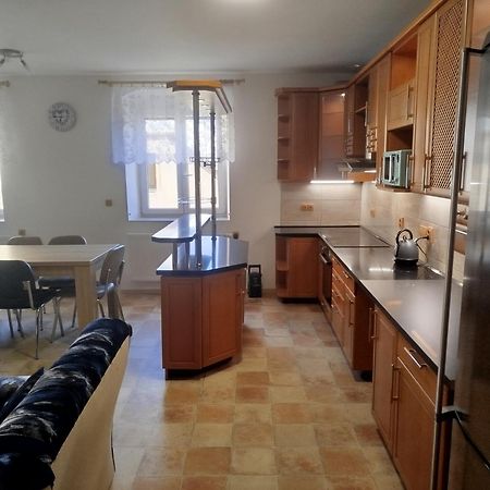 Apartmany Pod Baruncinou Skolou Česká Skalice المظهر الخارجي الصورة