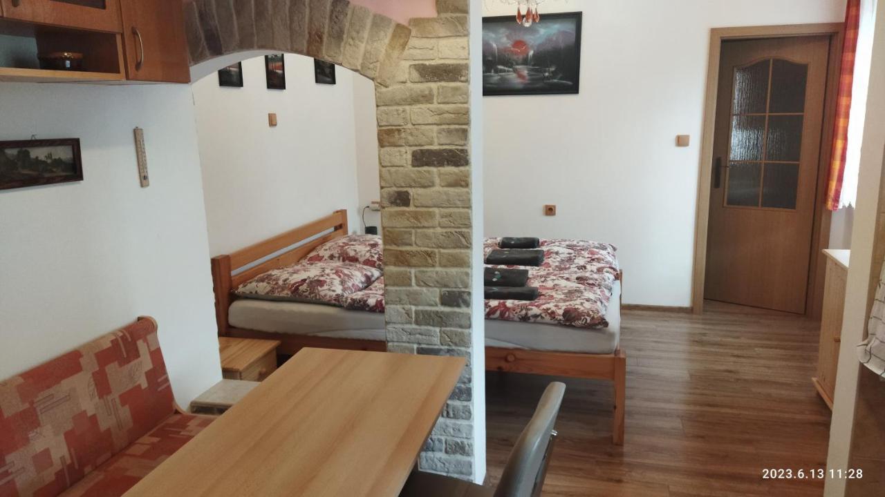Apartmany Pod Baruncinou Skolou Česká Skalice المظهر الخارجي الصورة