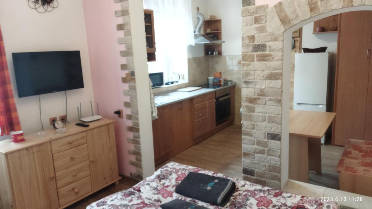 Apartmany Pod Baruncinou Skolou Česká Skalice المظهر الخارجي الصورة